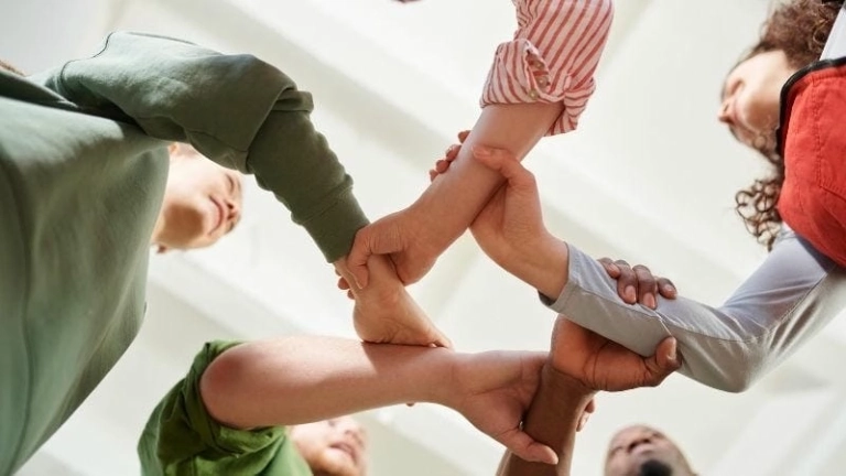 Hợp tác cộng đồng – Chìa khóa xây dựng xã hội bền vững