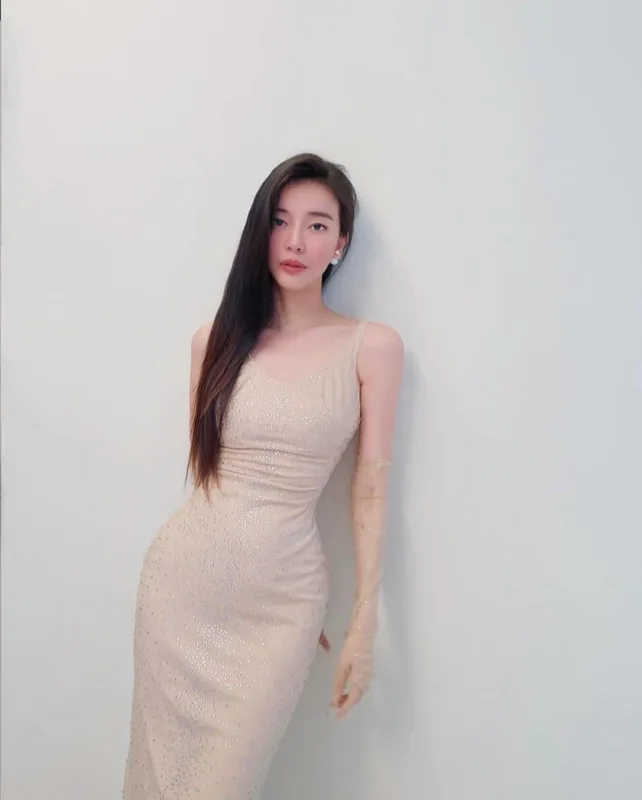 ảnh cao thái hà 40