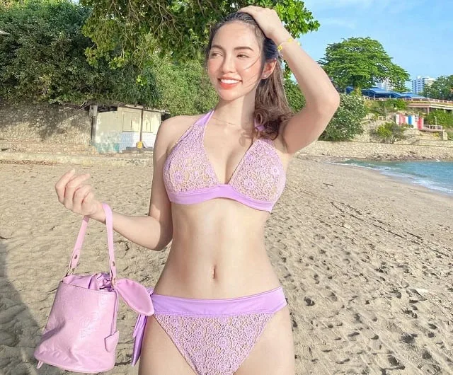 ảnh gái mặc bikini 43