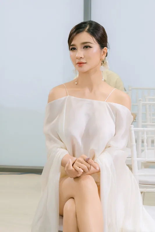 ảnh Kim Tuyến 19