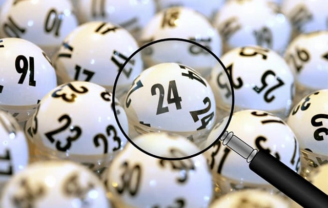 Kỹ thuật kết hợp số liệu để dự đoán