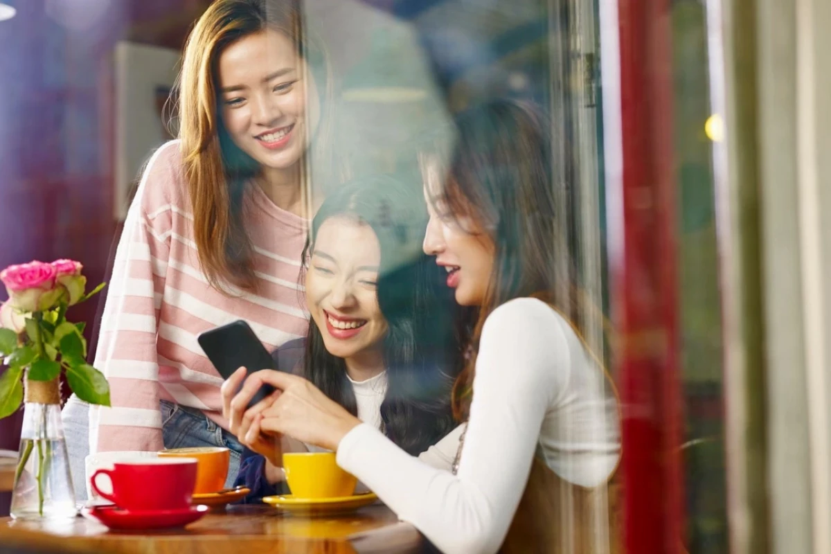 Tín Hiệu Từ Vũ Trụ: Khám Phá Ý Nghĩa và Ảnh Hưởng Đến Giới Trẻ
