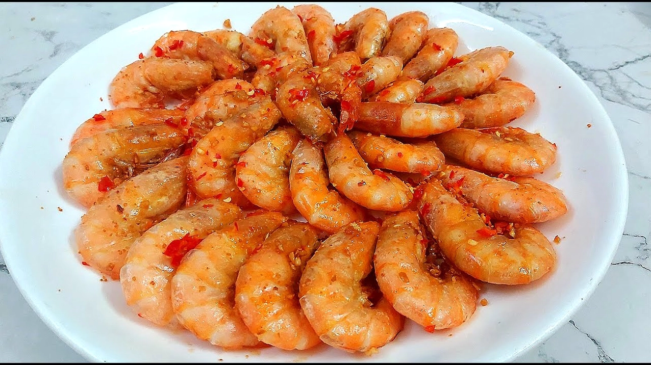 Cách làm tôm rang muối ớt giòn rụm thơm ngon chuẩn vị tại nhà