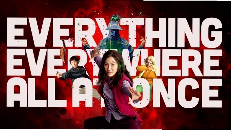 Evelyn Quan khám phá sức mạnh từ các vũ trụ song song
