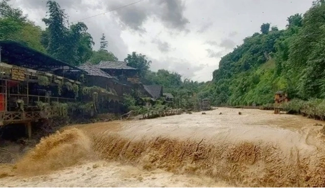 Bản đồ cảnh báo mưa lớn và nguy cơ sạt lở đất tại vùng núi phía Bắc