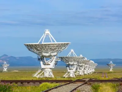 Tìm kiếm sự sống ngoài trái đất - Chinh phục vũ trụ