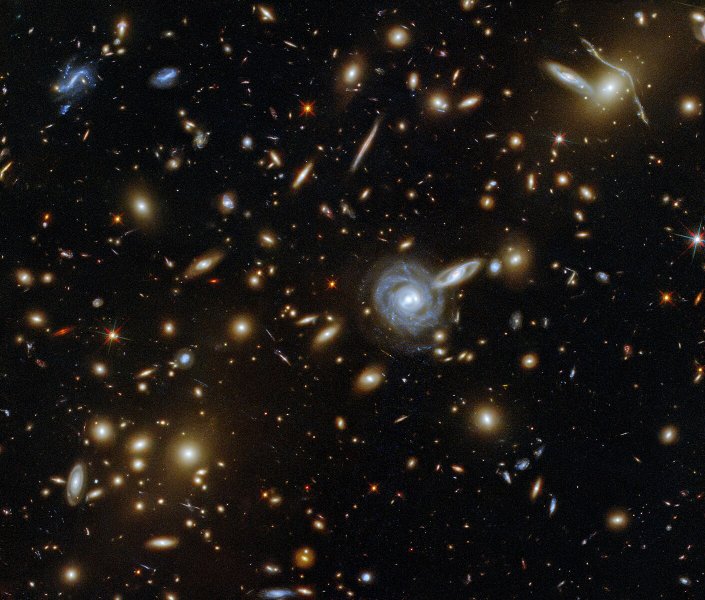 Khám phá vũ trụ qua Hình ảnh Thiên Hà từ Hubble 41