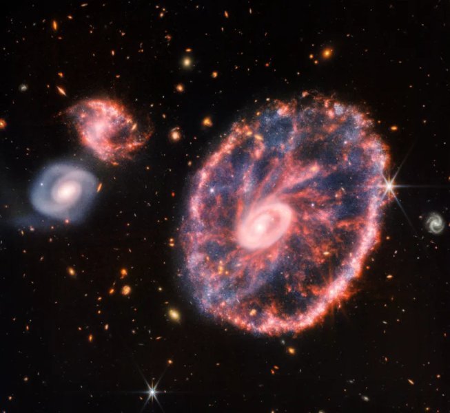 Khám phá vũ trụ qua Hình ảnh Thiên Hà từ Hubble 17